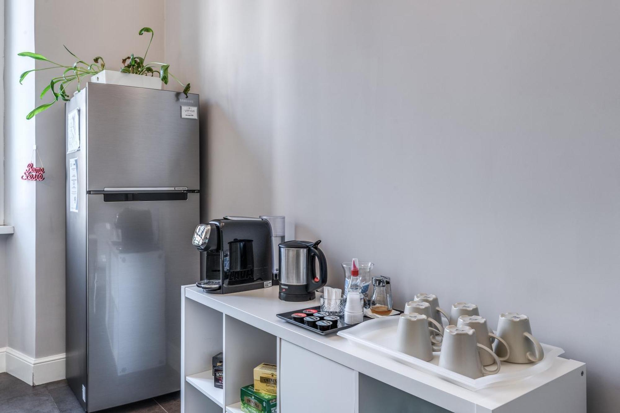 Guest House Cavour 278 روما المظهر الخارجي الصورة