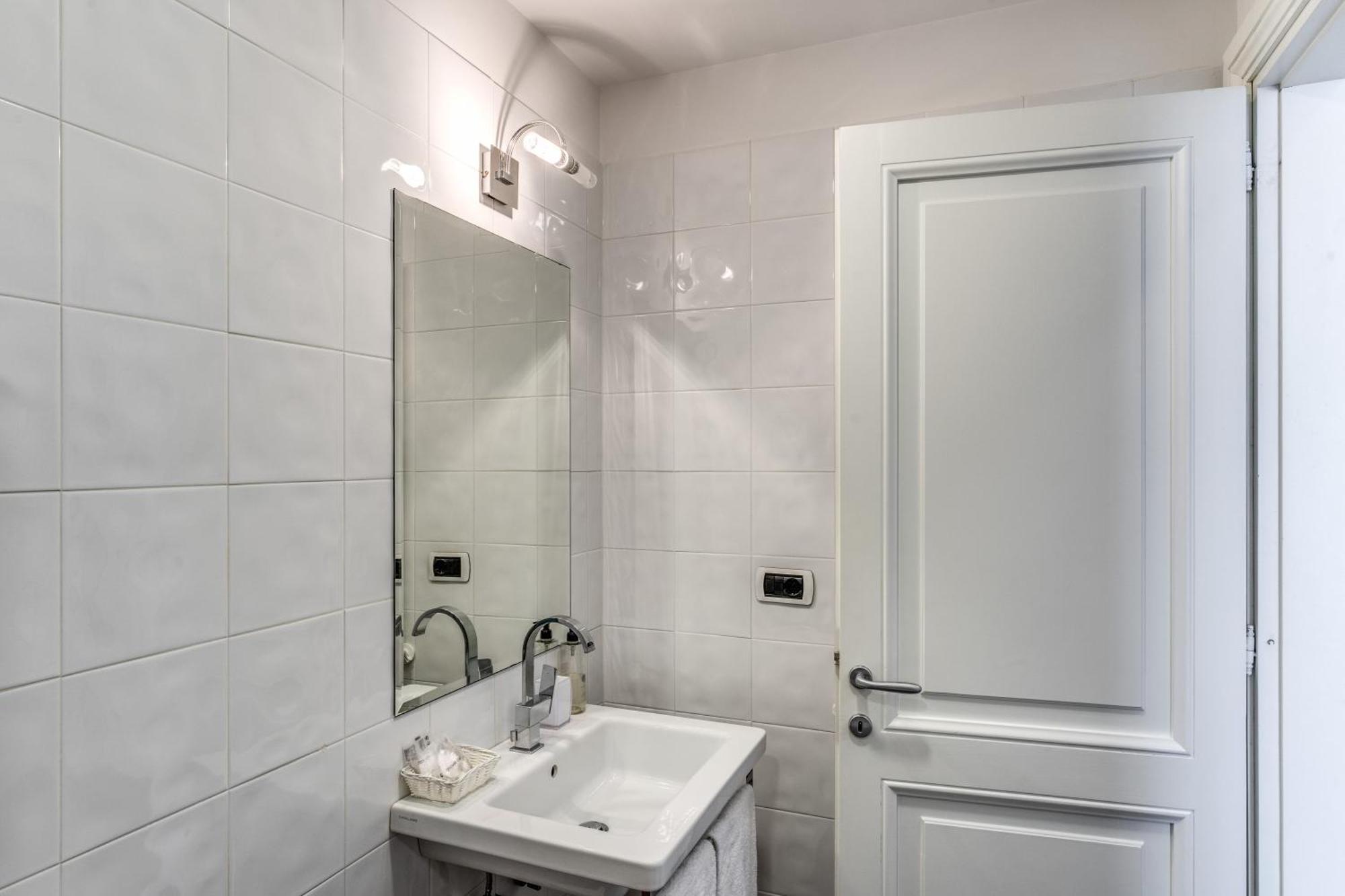 Guest House Cavour 278 روما المظهر الخارجي الصورة